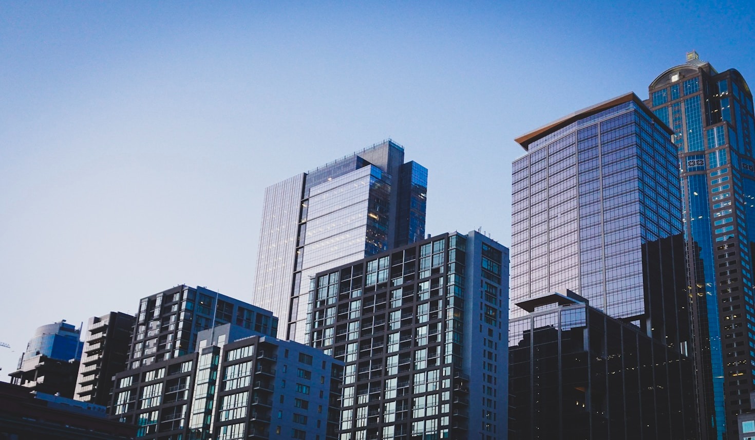 How to Navigate Online Property Listings